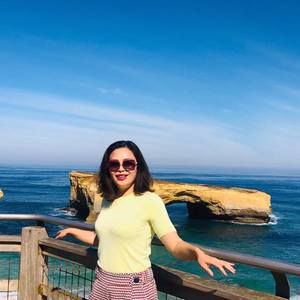 Meet your Posher, Rong